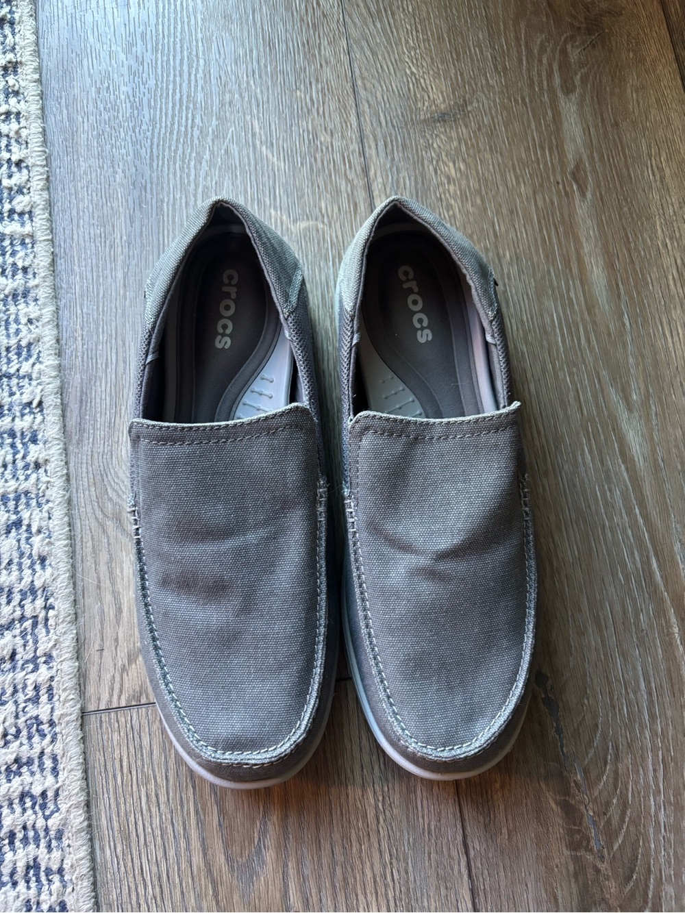 Men's CROCS Santa Cruz Slip On Loafer Grey